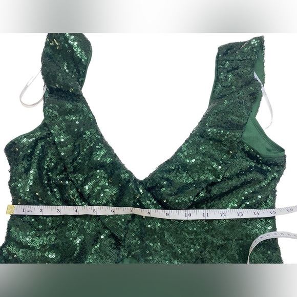 🆕Lulus - Alicia Sequin Ruffled crop top - Picture 11 of 13